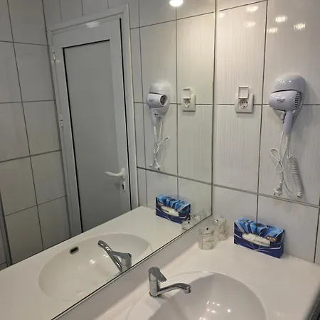 Bellevue Ξενοδοχείο 4*