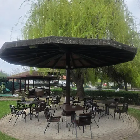 Bellevue Ξενοδοχείο Σκόπια